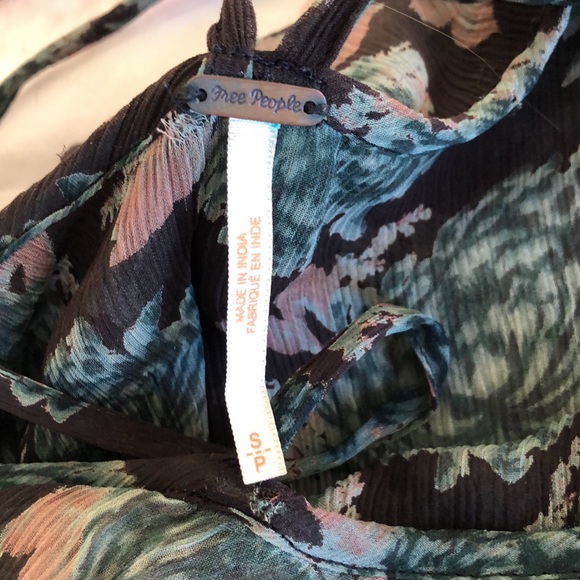 Barely worn floral boho flowy Free People Tank Top - Picture 3 of 4